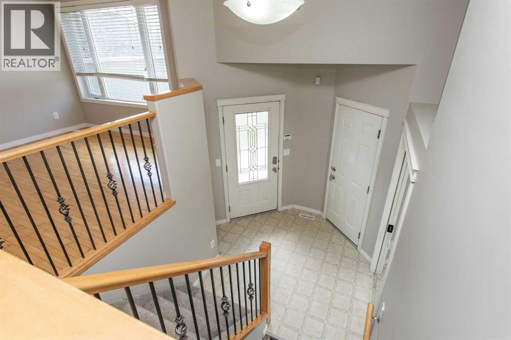210 Lindsay Avenue — photo 18