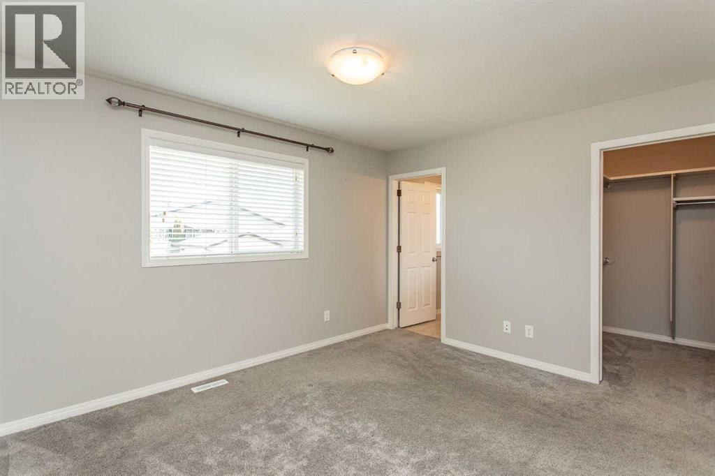 210 Lindsay Avenue — photo 12