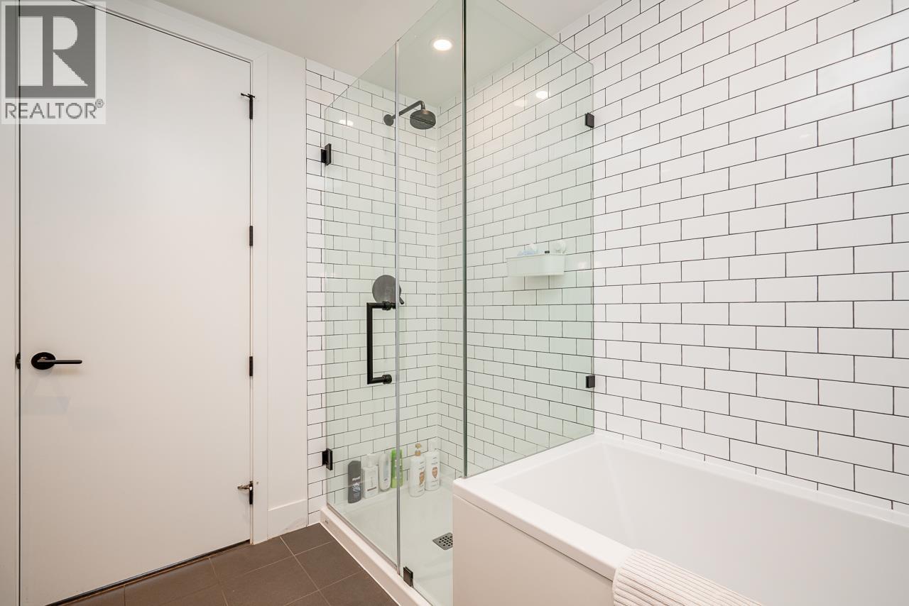 309 83 MOODY STREET, Port Moody