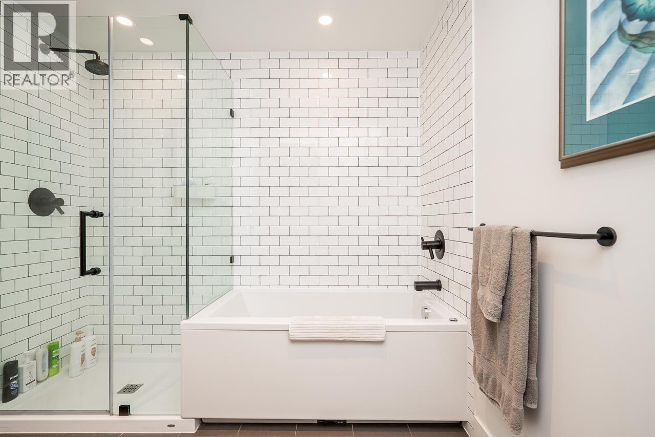 309 83 MOODY STREET, Port Moody
