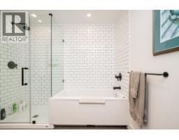 309 83 Moody Street, Port Moody, BC V3H0K7 Photo 32