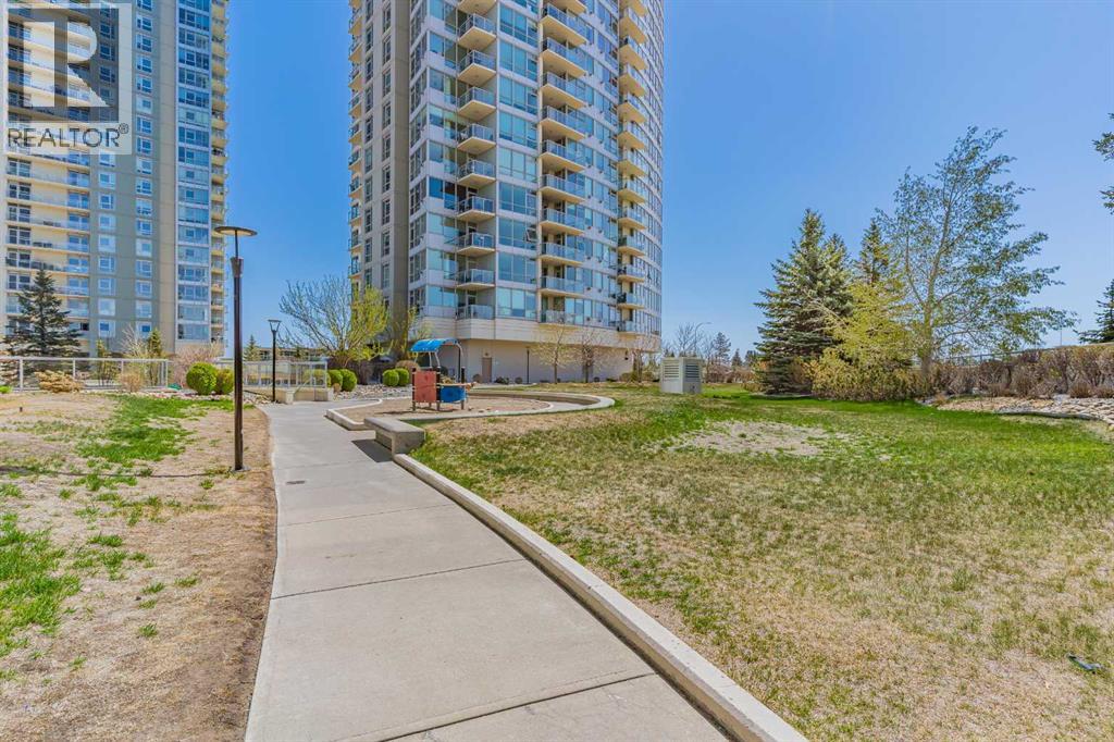 #707 77 Spruce Place SW - 28