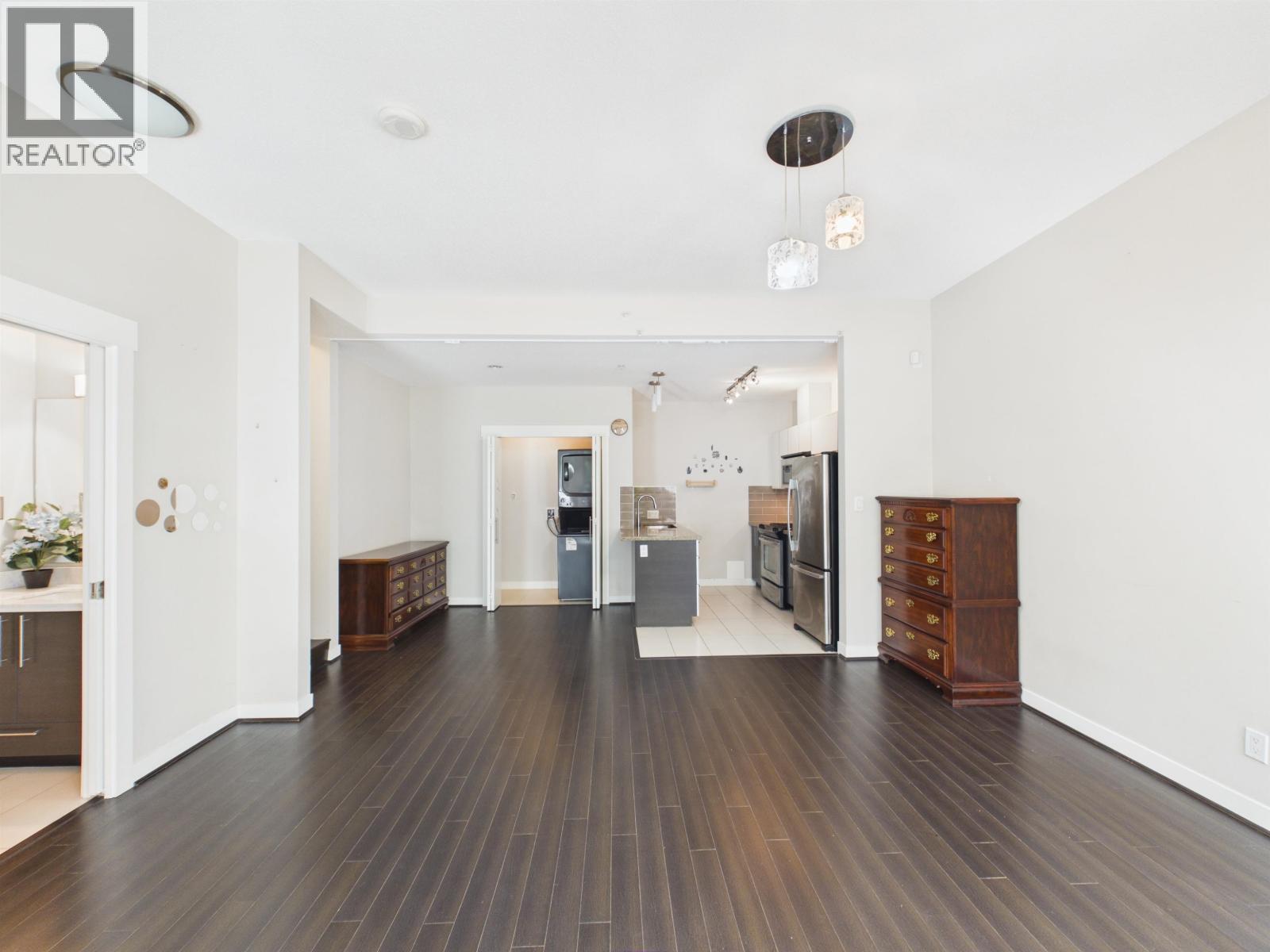 3 6733 BUSWELL Street - main photo