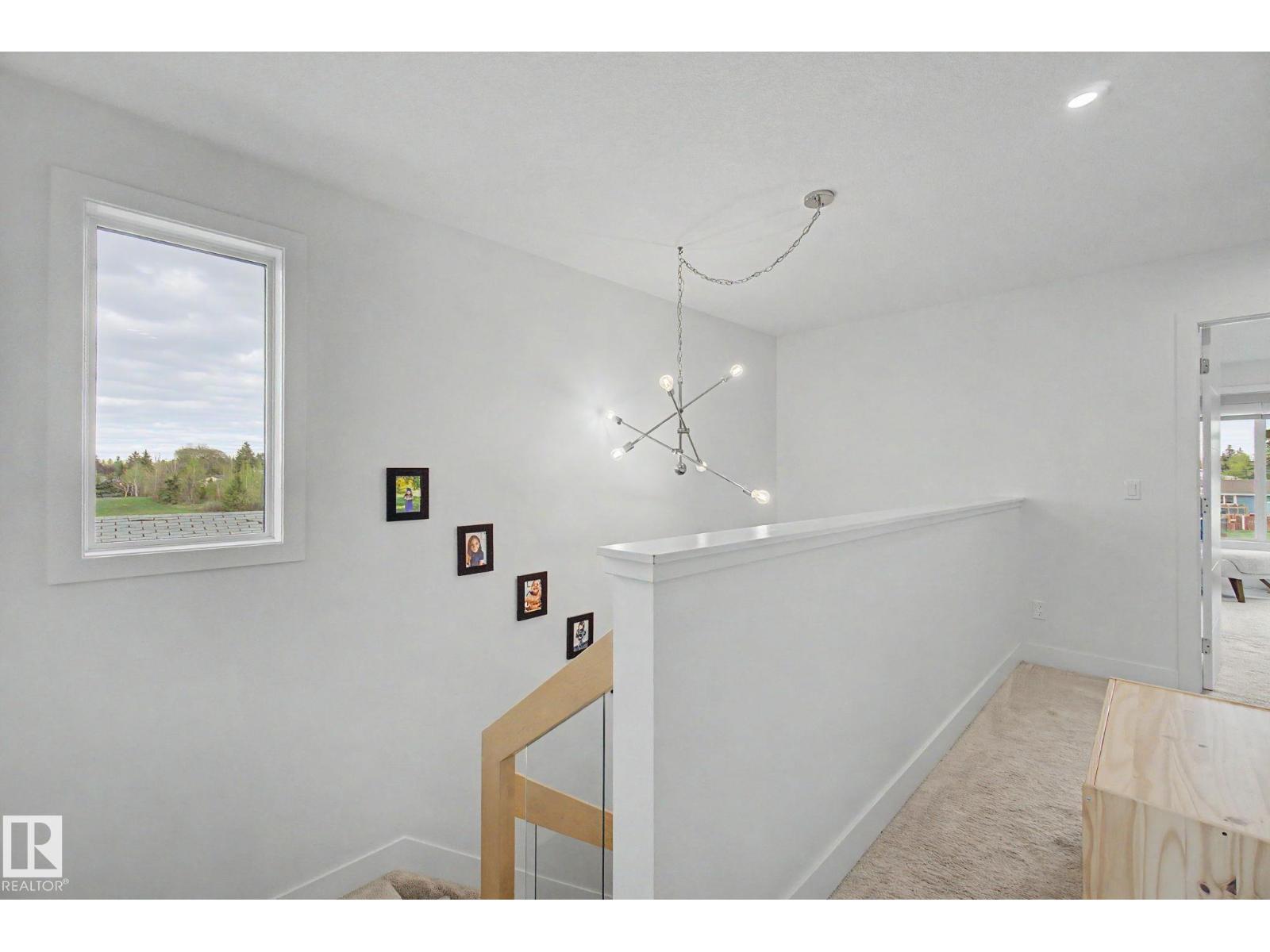11406 55 AV NW - 18