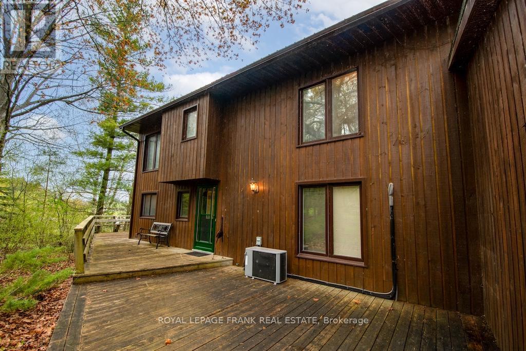 674 DICKIE ROAD - 37