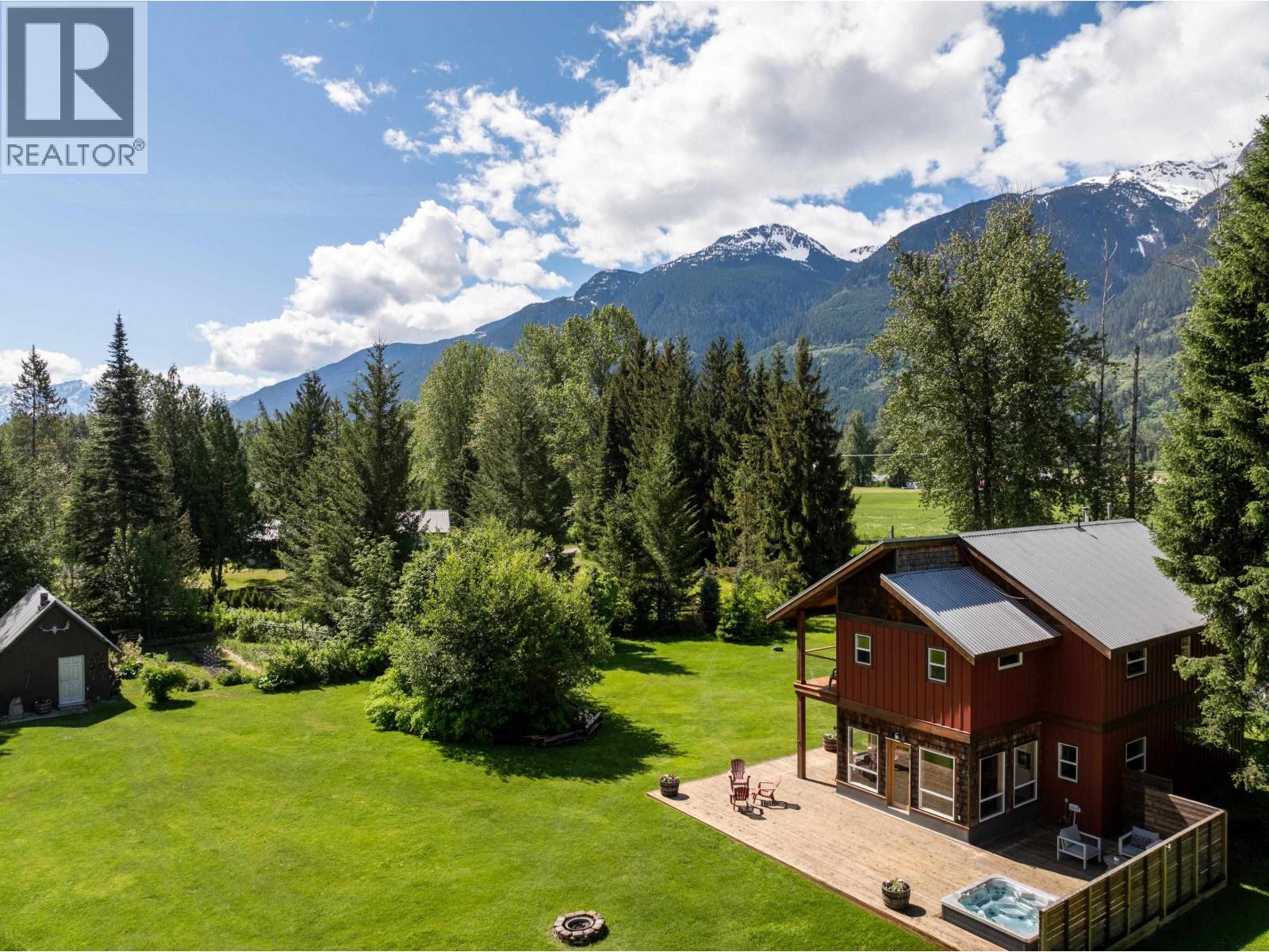 8950 PEMBERTON MEADOWS Road - main photo