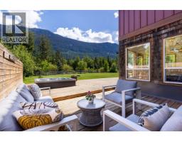 8950 Pemberton Meadows Road, Pemberton, BC V0N2L2 Photo 11