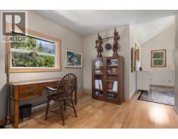 8950 Pemberton Meadows Road, Pemberton, BC V0N2L2 Photo 20