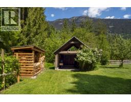 8950 Pemberton Meadows Road, Pemberton, BC V0N2L2 Photo 29