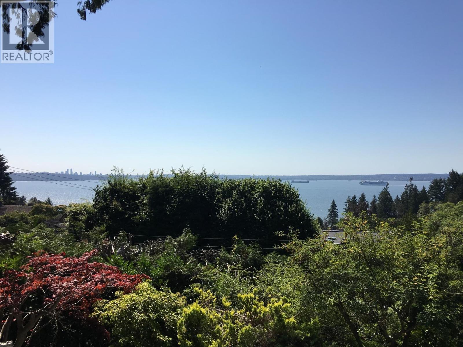 3519 MATHERS AVENUE, West Vancouver
