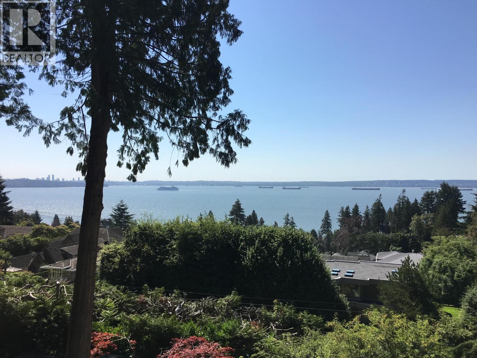 3519 MATHERS AVENUE, West Vancouver