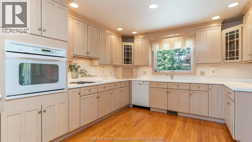 7678 TALBOT TRAIL West - 12