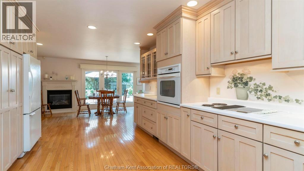 7678 TALBOT TRAIL West - 13