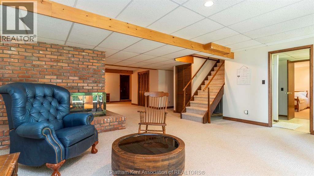 7678 TALBOT TRAIL West - 31