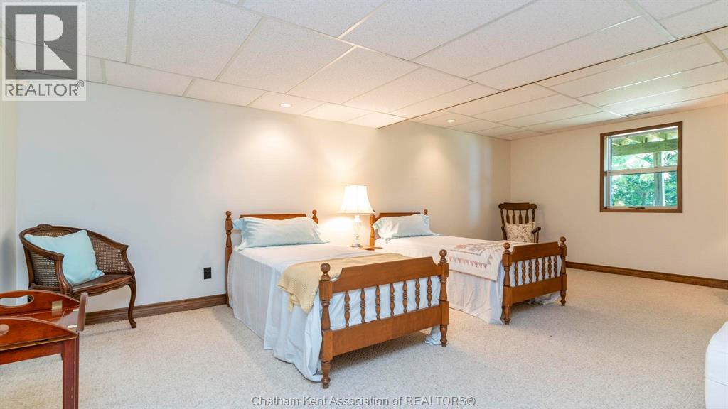 7678 TALBOT TRAIL West - 35