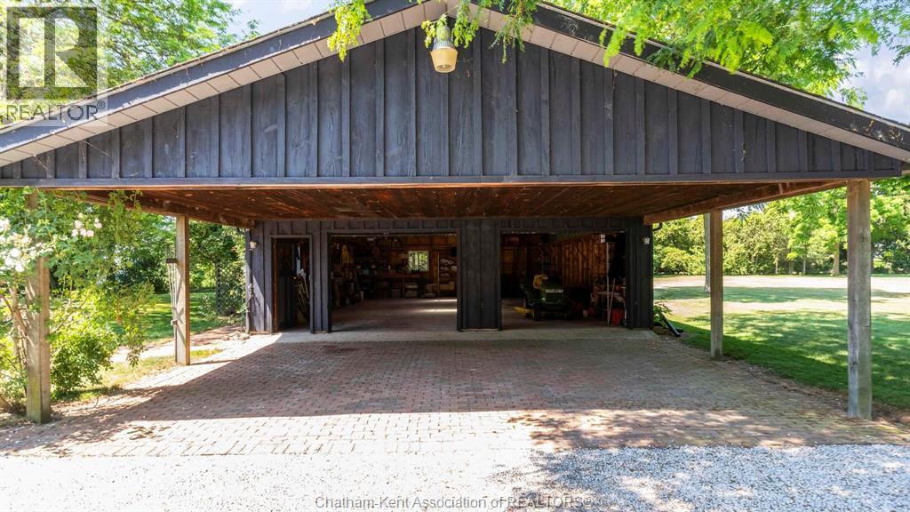 7678 TALBOT TRAIL West - 40