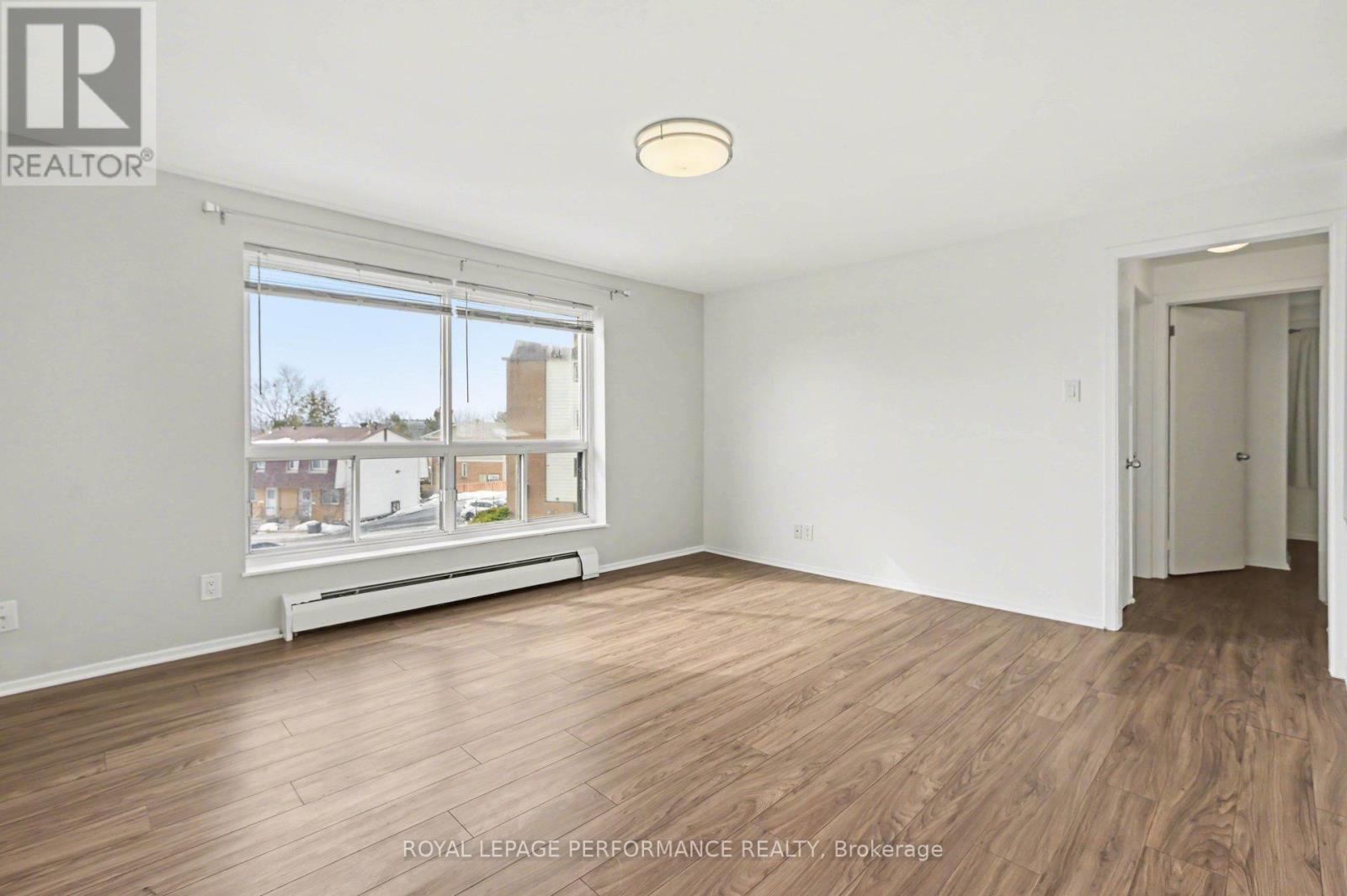 #8 51 SUMAC STREET - 10