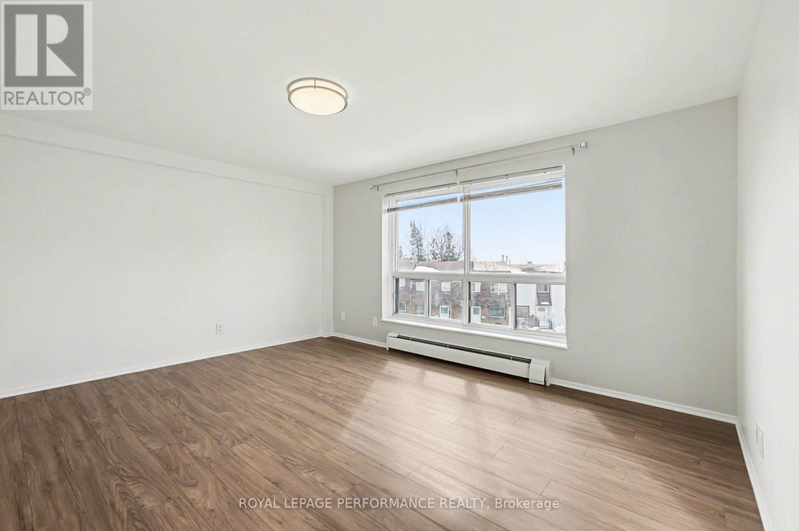 #8 51 SUMAC STREET - 11