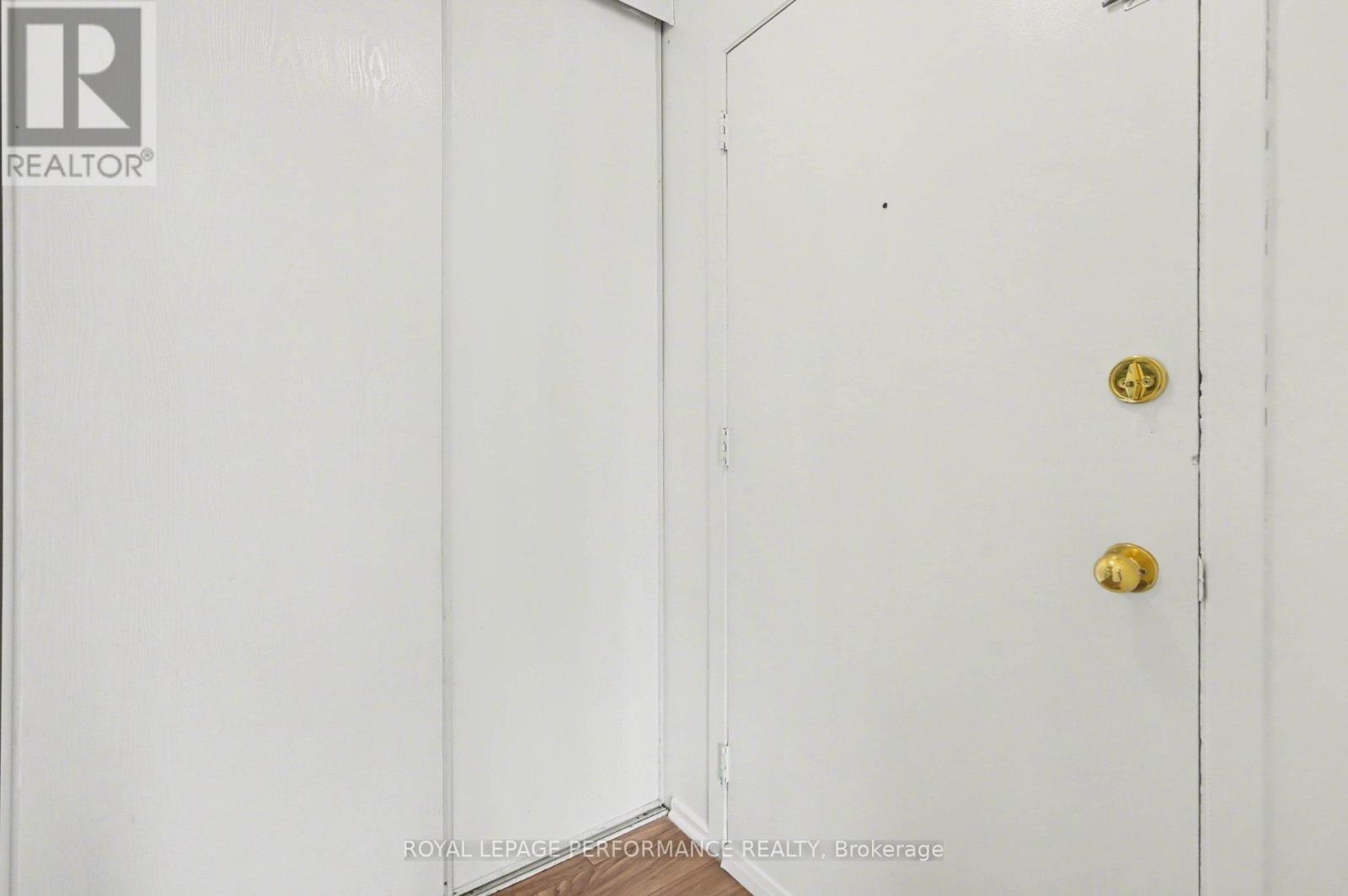 #8 51 SUMAC STREET - 6