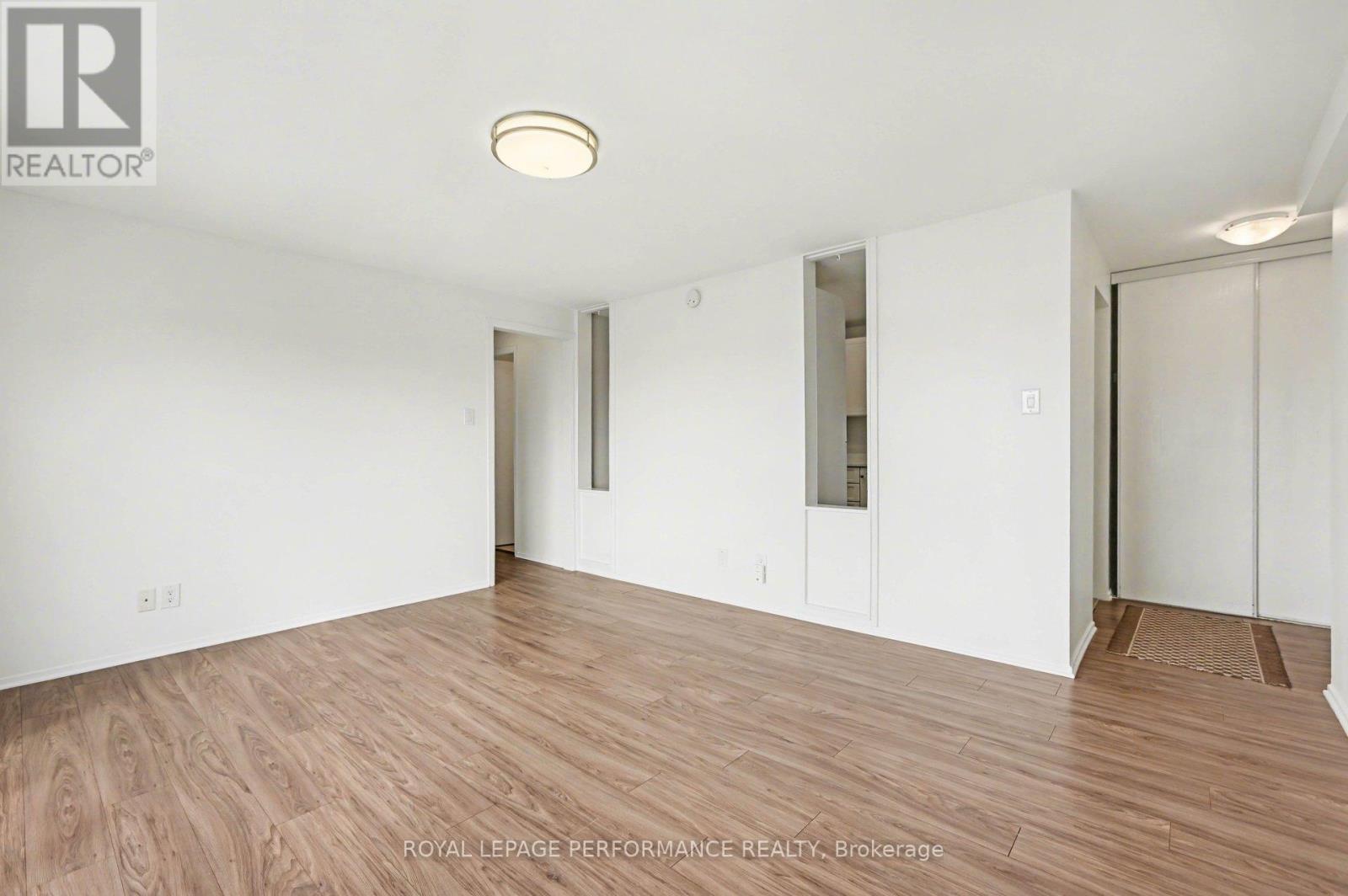 #8 51 SUMAC STREET - 8