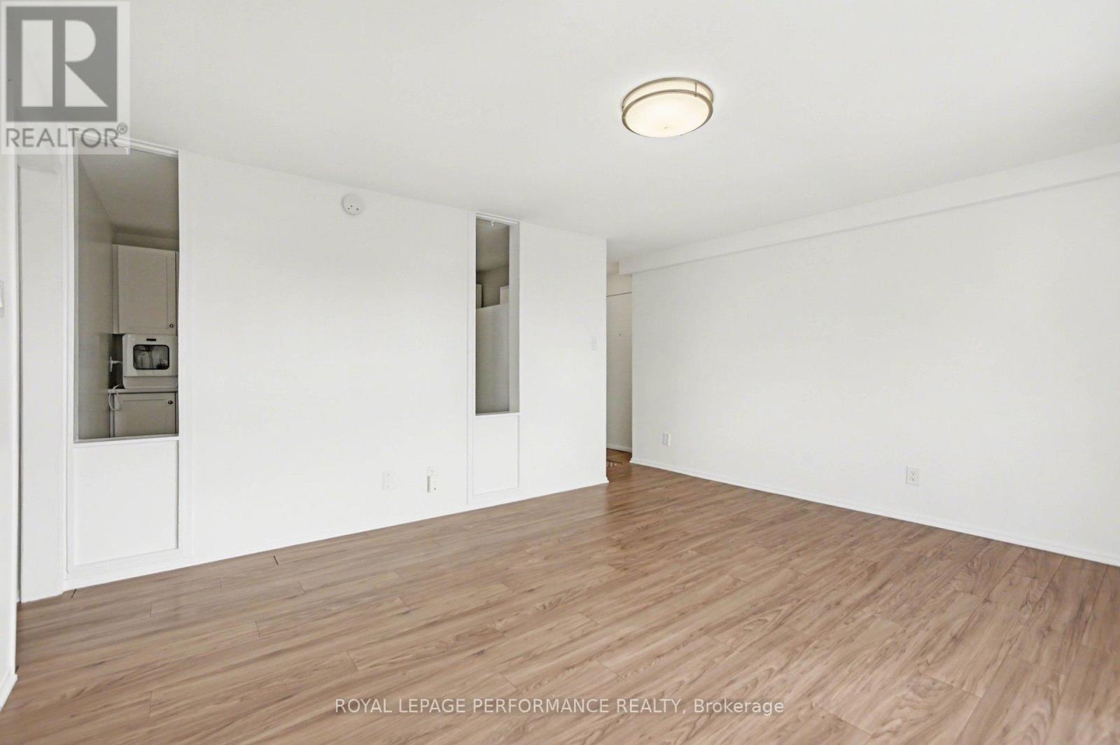 #8 51 SUMAC STREET - 9