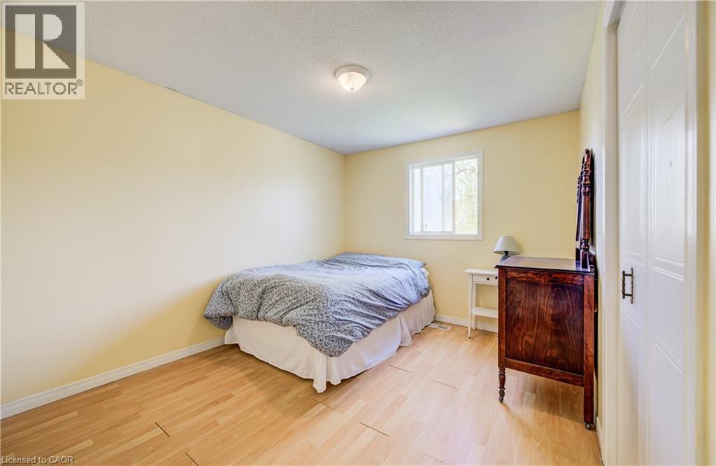 35 CAMROSE Court - 19