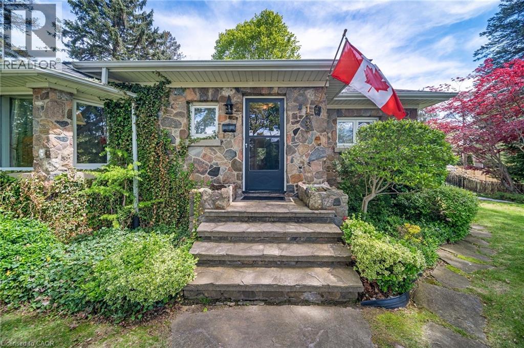 133 MCCALL Crescent - 9
