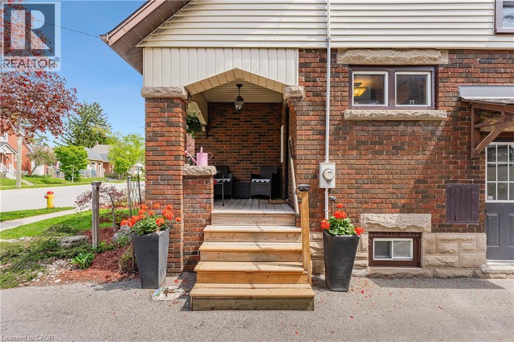 39 BORDEN Avenue N, Kitchener, Ontario, N2H3H9 — Photo 27