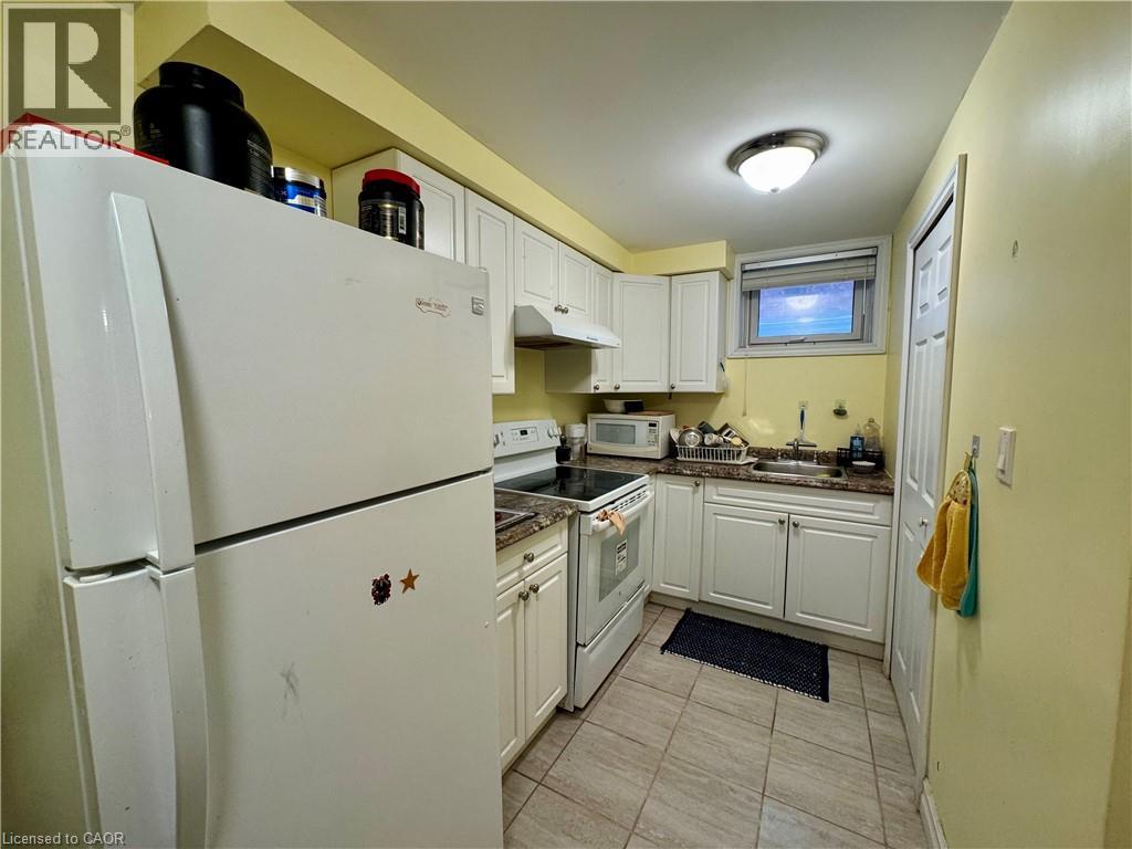 40 LENA Crescent Unit# Basement, Cambridge, Ontario, N1R8P4 — Photo 9