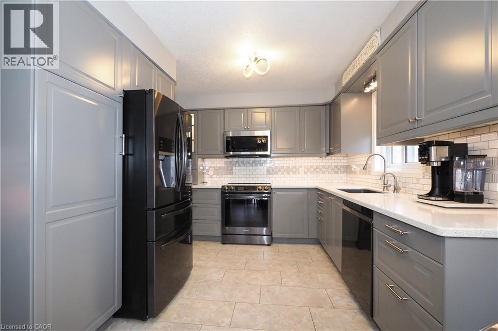 70 QUEEN CHARLOTTE Crescent - 21