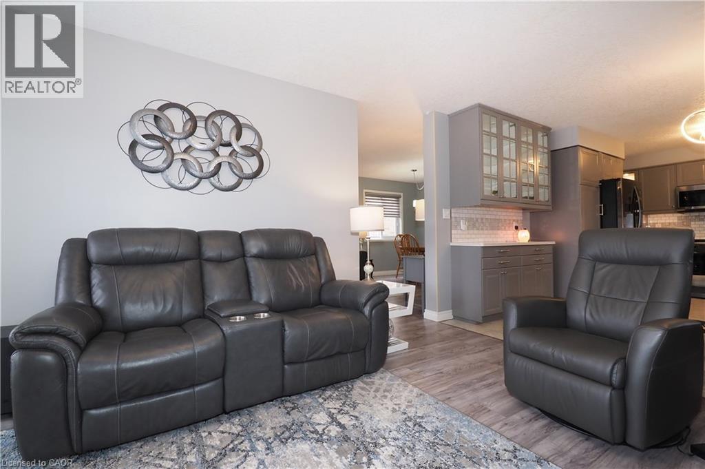 70 QUEEN CHARLOTTE Crescent - 27