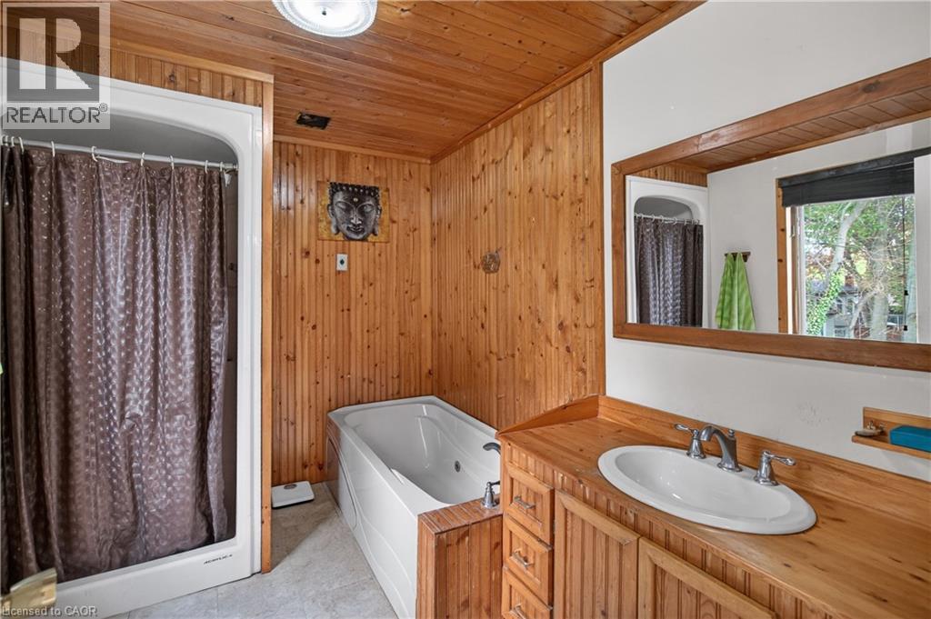 893 LASALLE PARK Road, Burlington, Ontario, L7T1M6 — Photo 9