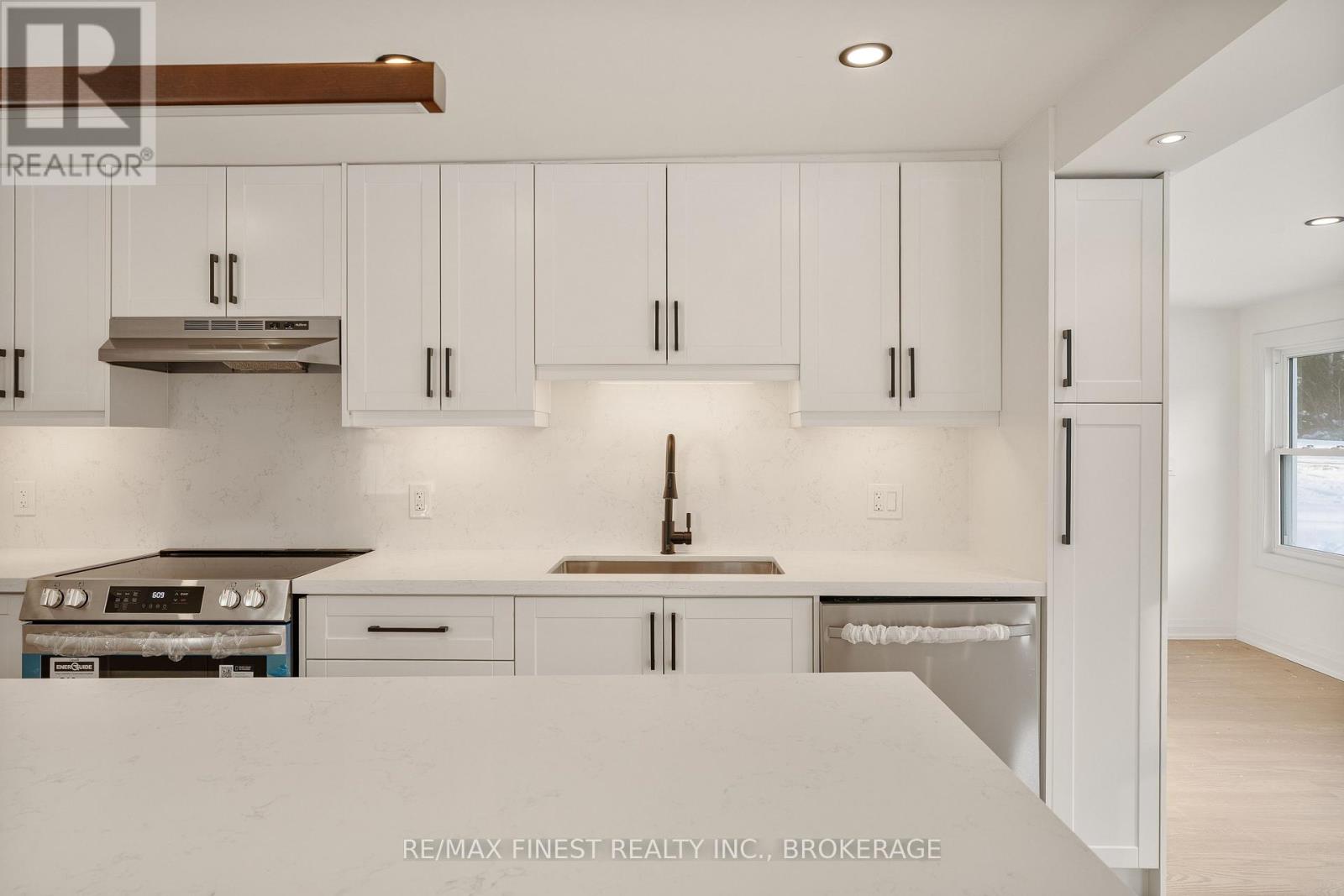 6804 6TH CONCESSION ROAD - 15