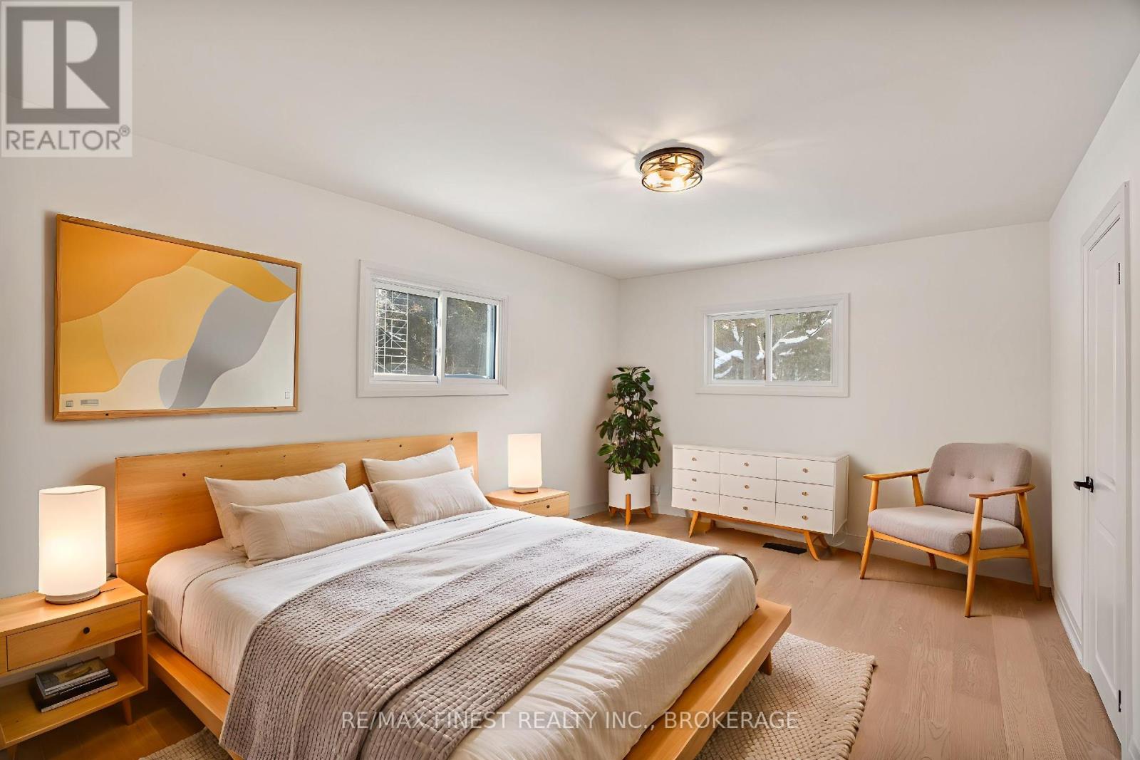 6804 6TH CONCESSION ROAD - 28