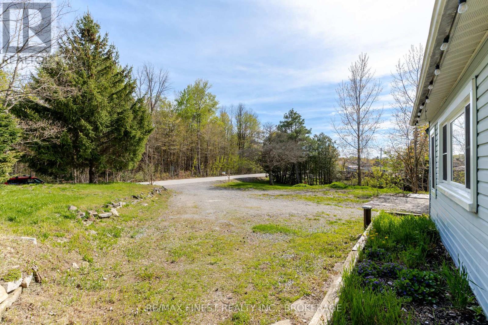 6804 6TH CONCESSION ROAD - 34