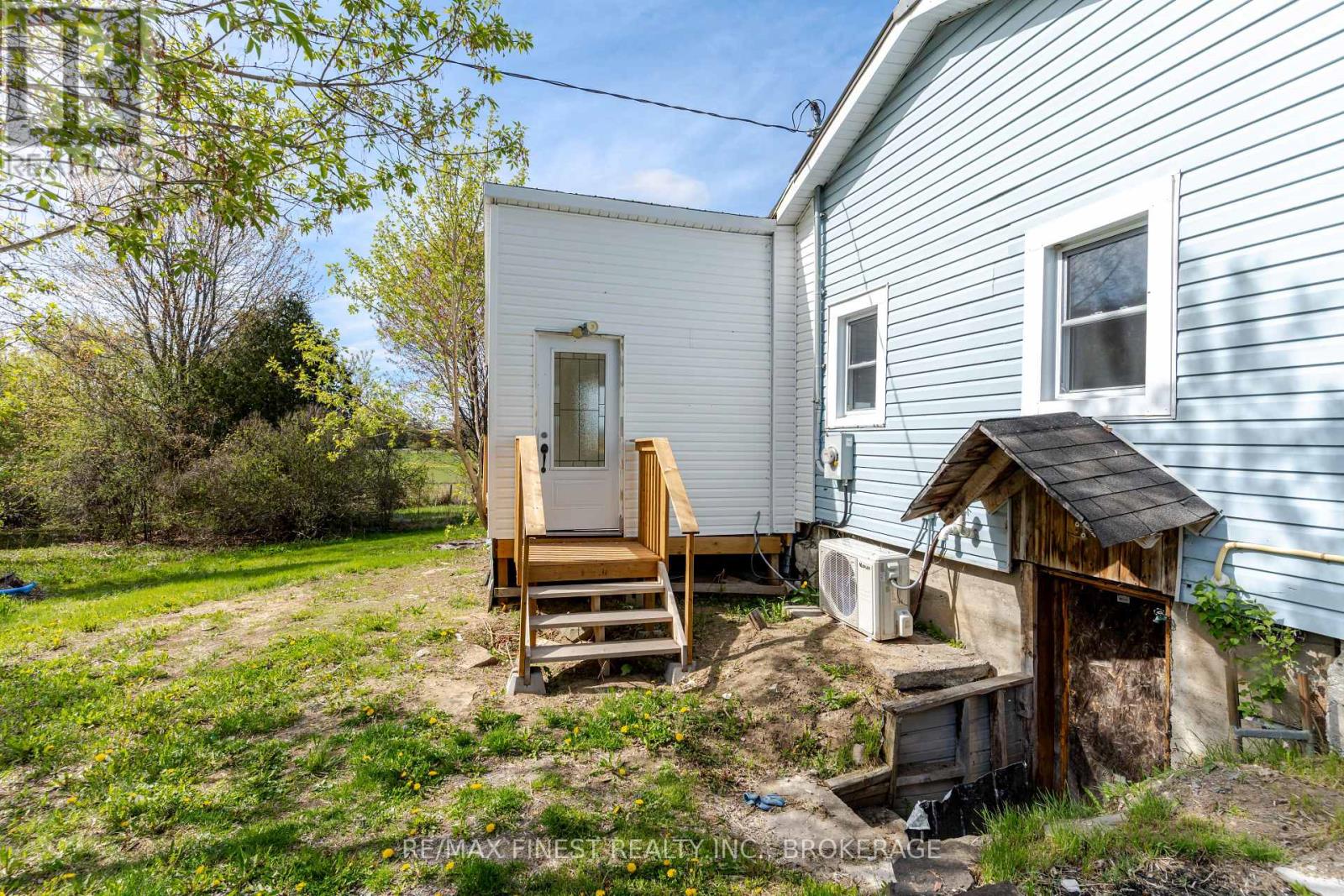 6804 6TH CONCESSION ROAD - 35