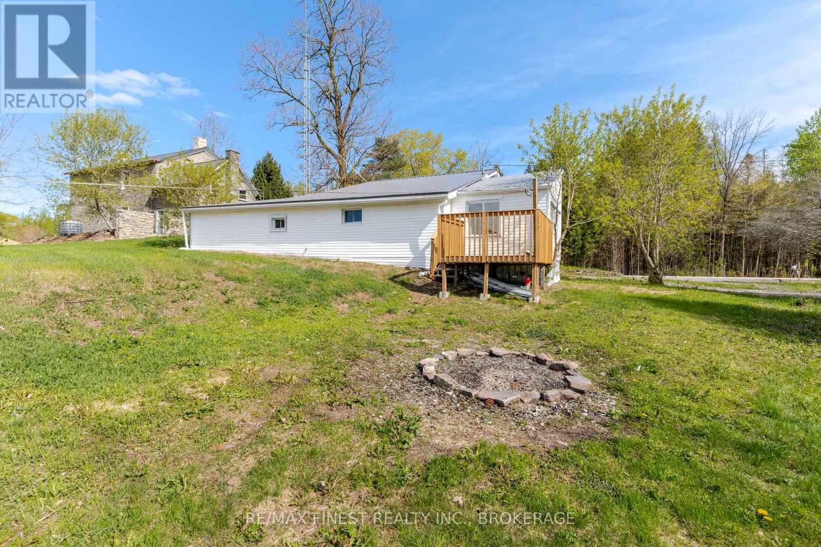 6804 6TH CONCESSION ROAD - 37