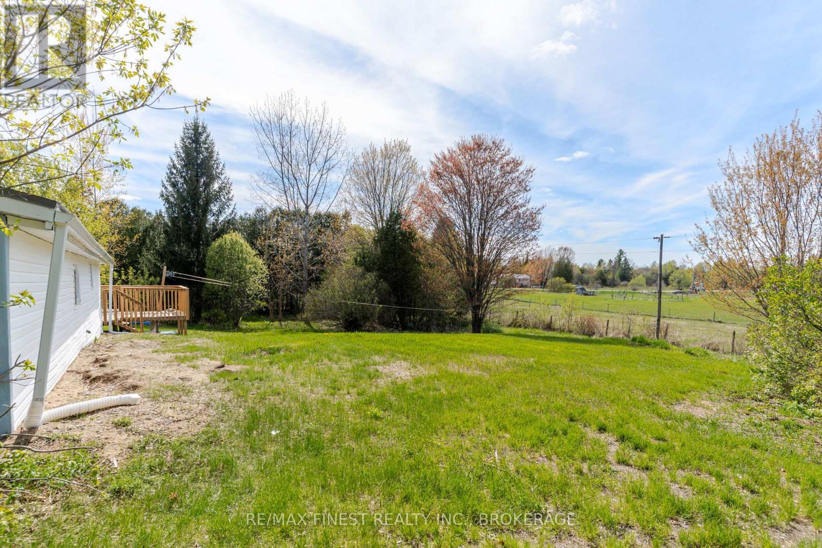 6804 6TH CONCESSION ROAD - 40