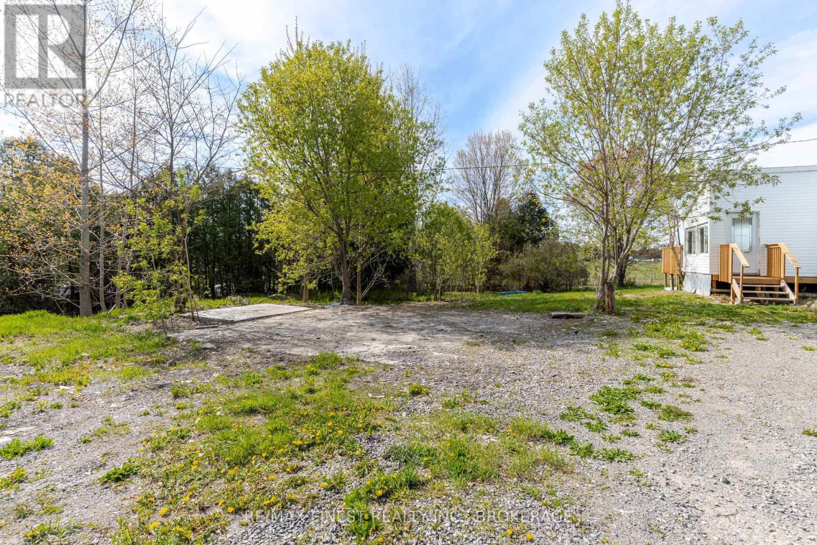 6804 6TH CONCESSION ROAD - 41