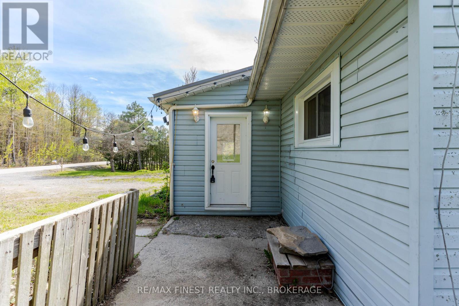 6804 6TH CONCESSION ROAD - 5