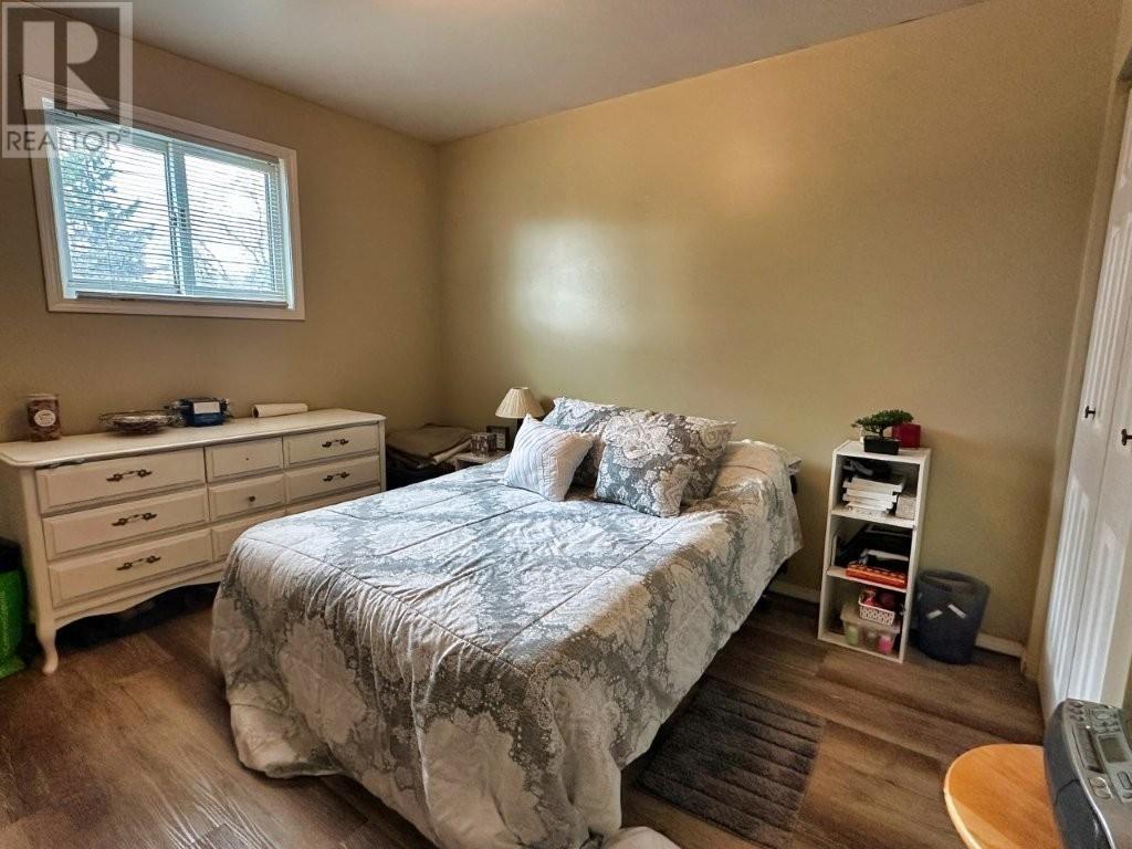 851 & 853 Newport Ave, Thunder Bay, Ontario, P7A6K1 — Photo 36