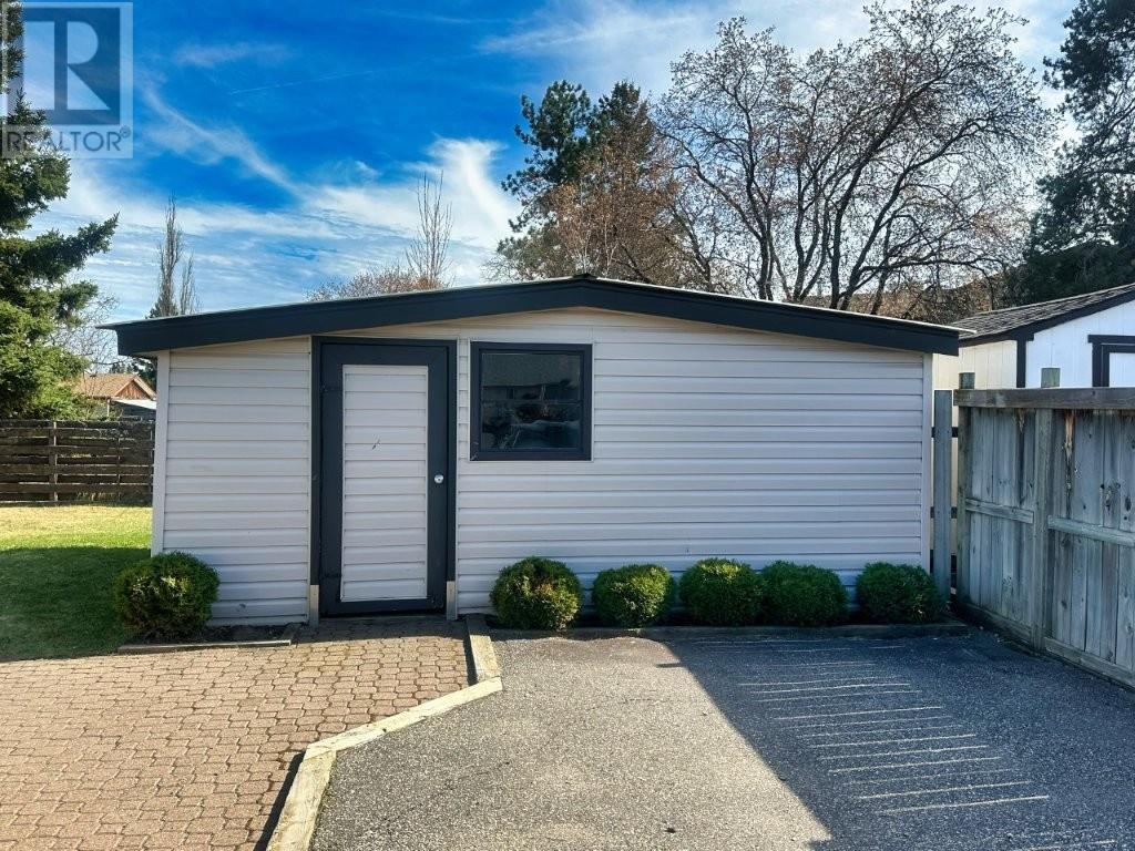 851 & 853 Newport Ave, Thunder Bay, Ontario, P7A6K1 — Photo 44