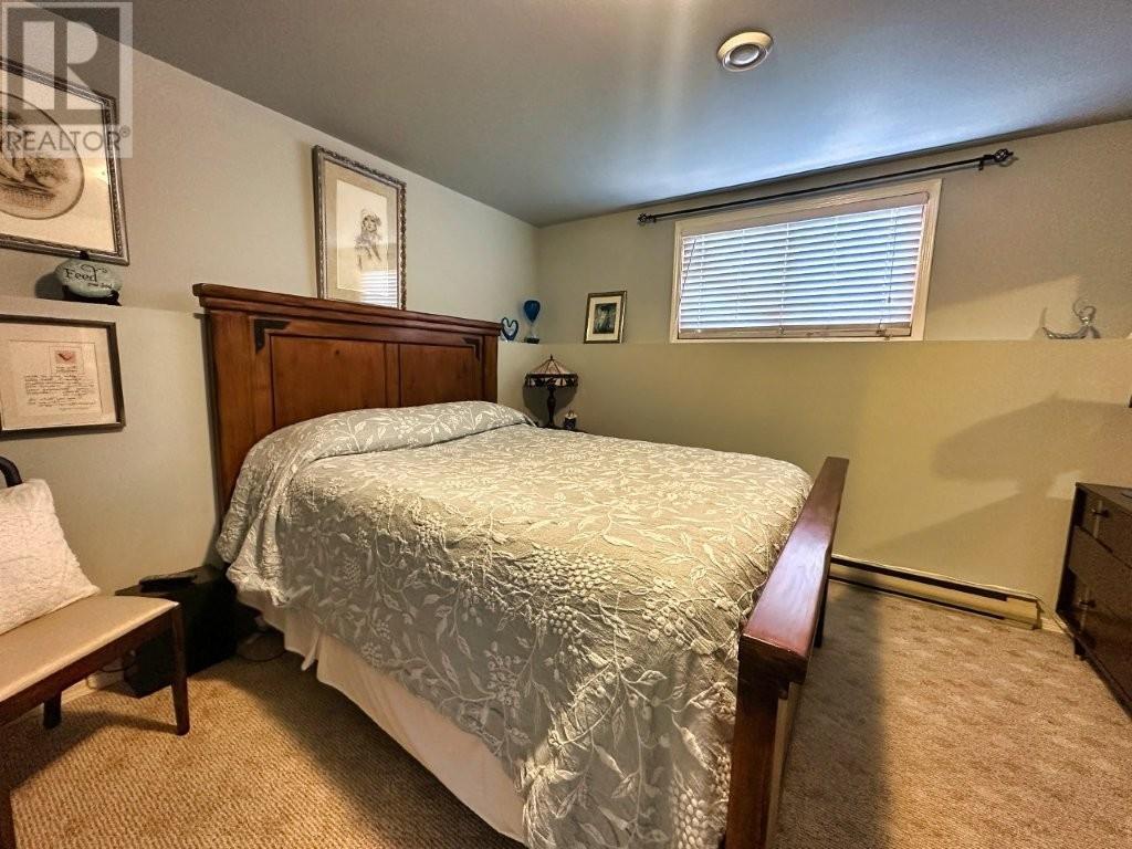 851 & 853 Newport Ave, Thunder Bay, Ontario, P7A6K1 — Photo 39
