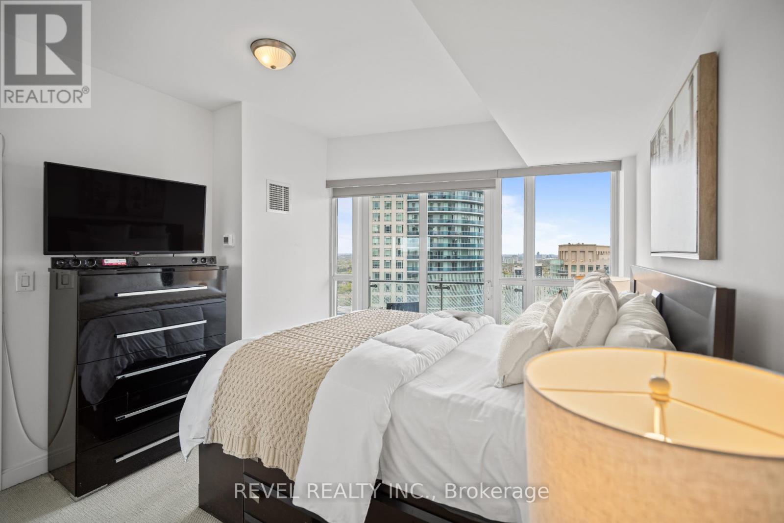 #2802 50 ABSOLUTE AVENUE - 23