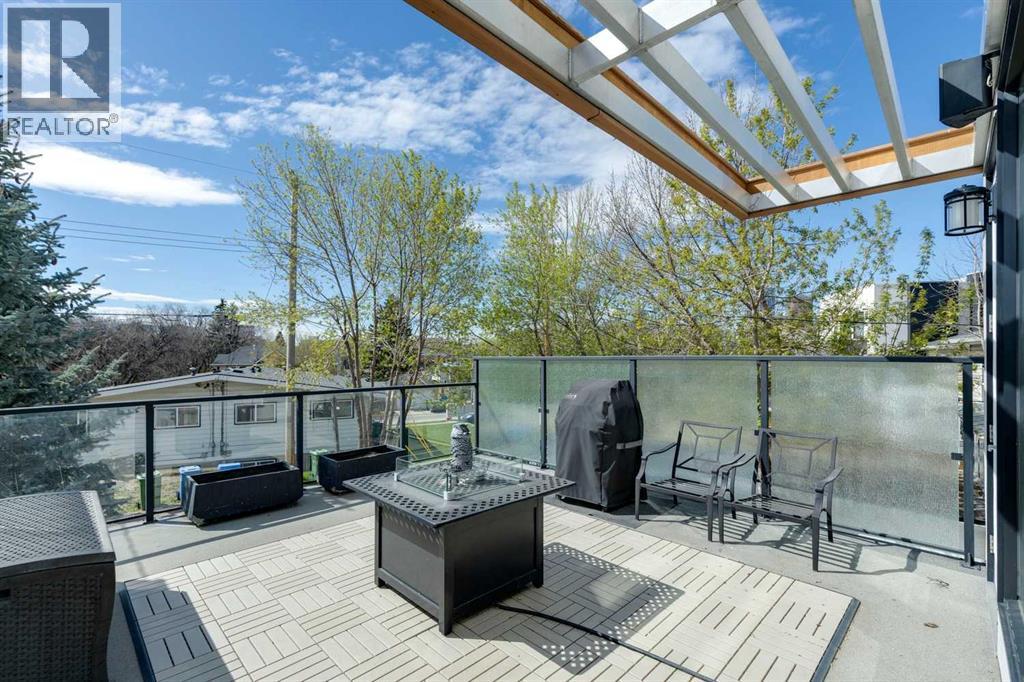 911 Drury Avenue NE - 20