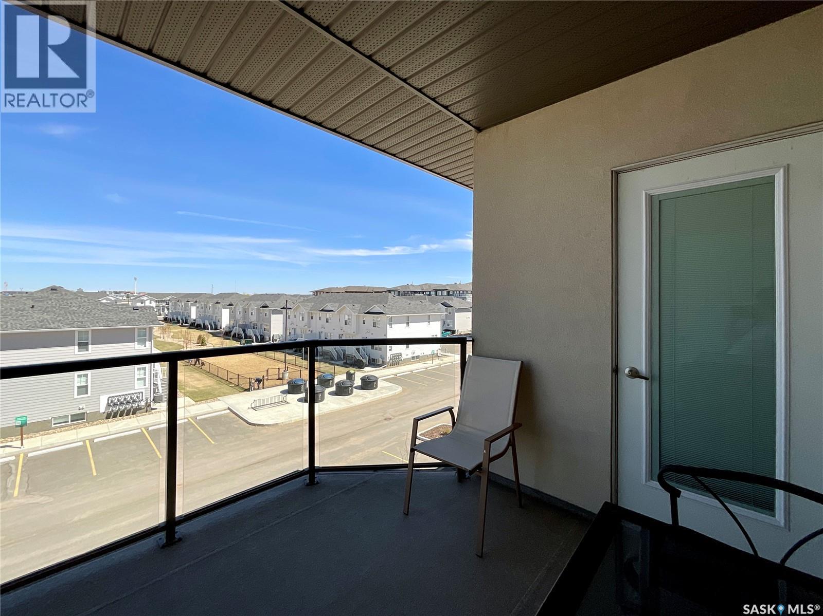 #302 3750 HAUGHTON ROAD E - 28