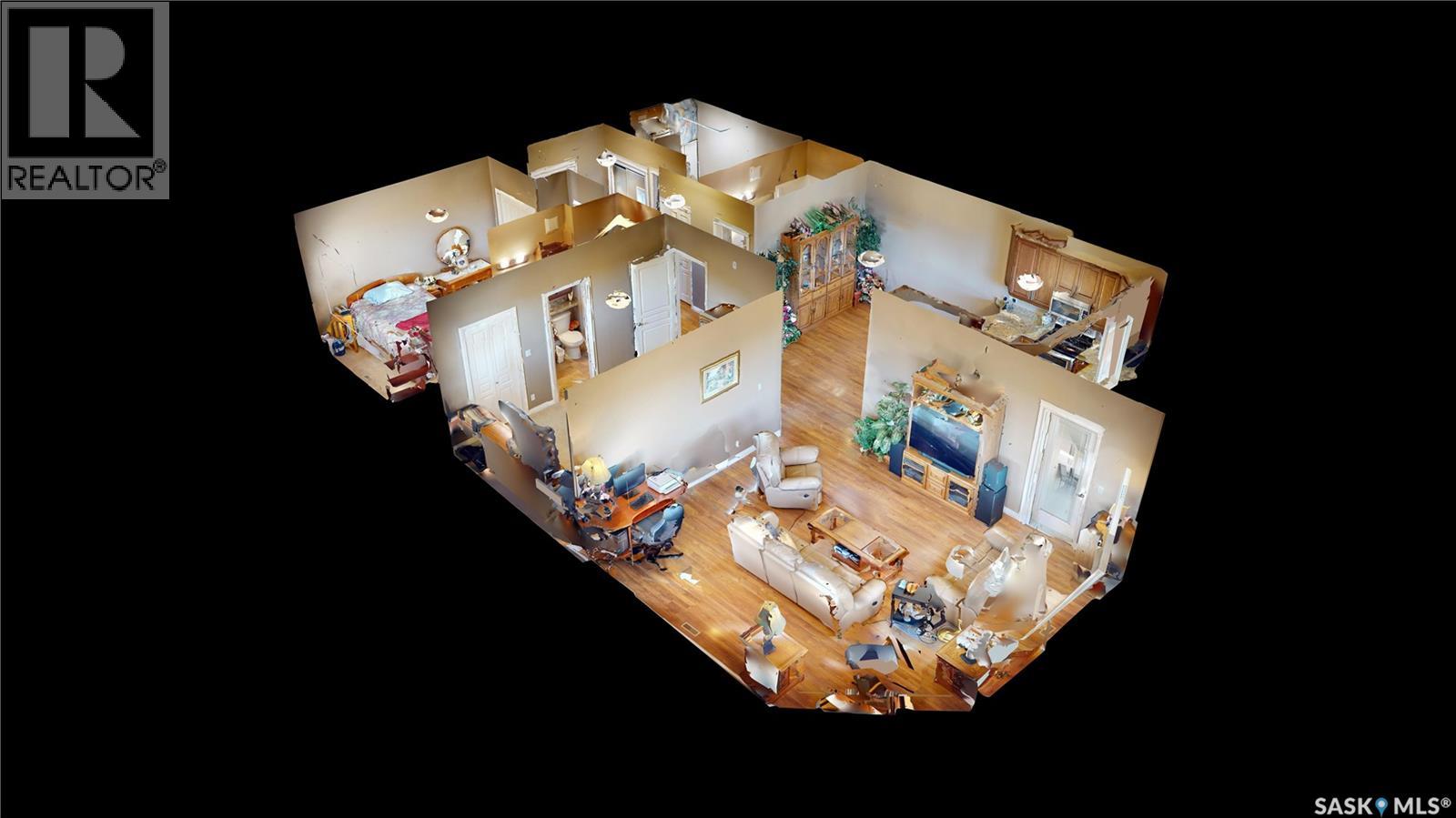 #302 3750 HAUGHTON ROAD E - 31