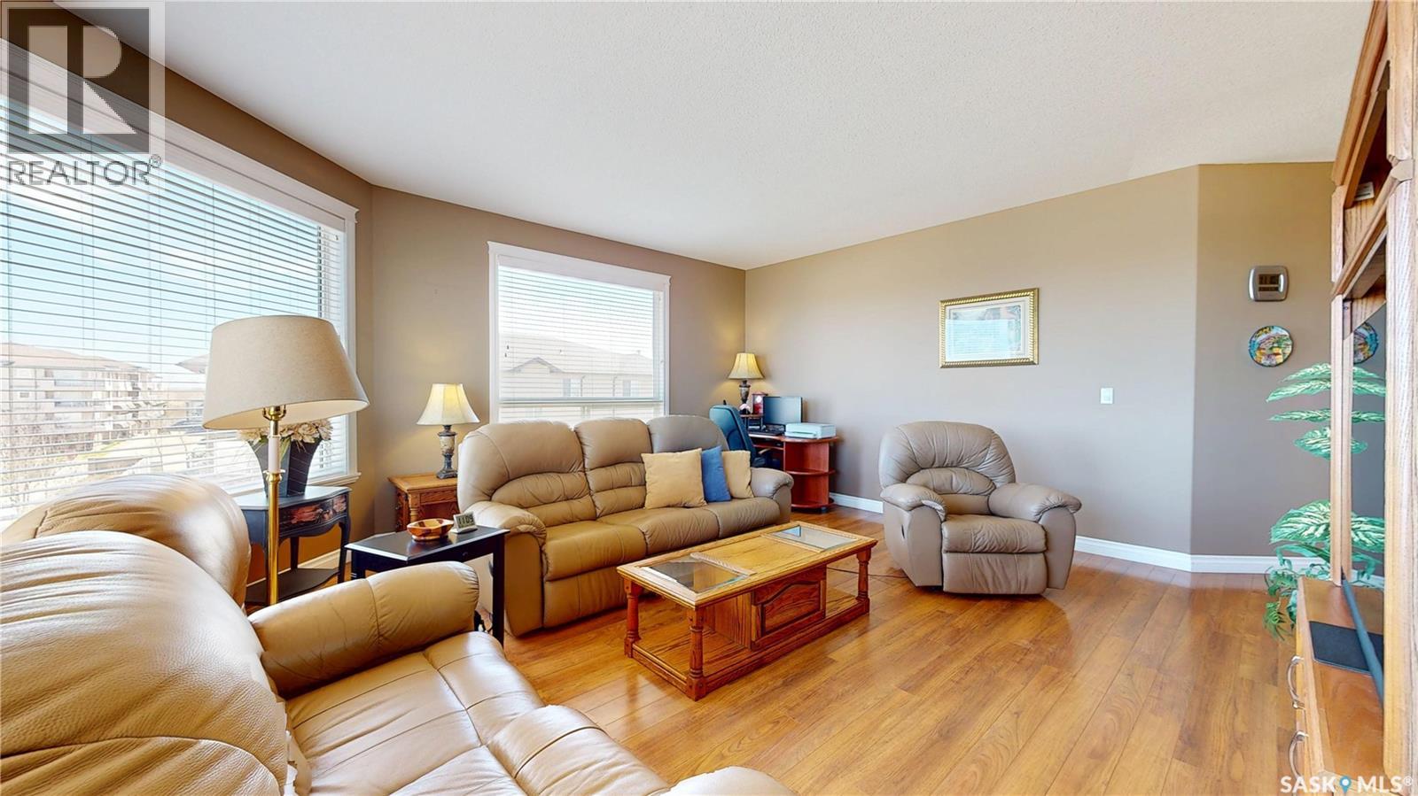 #302 3750 HAUGHTON ROAD E - 5