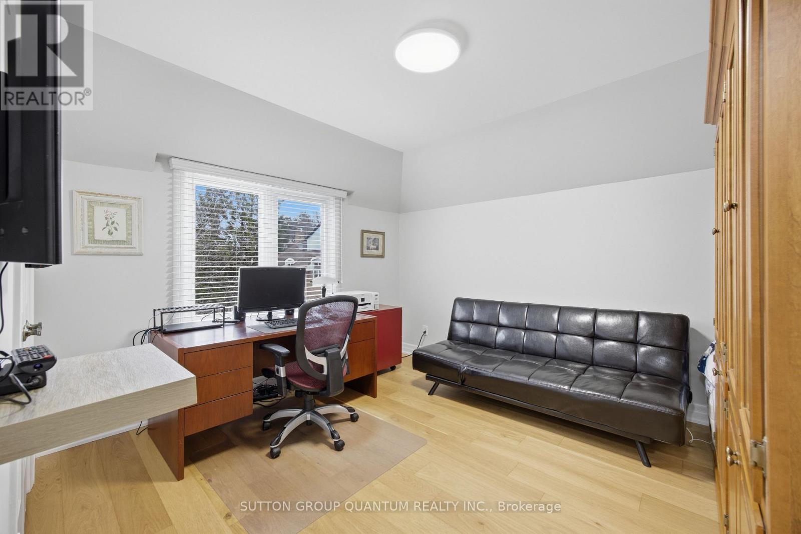 2509 KING FORREST DRIVE - 27