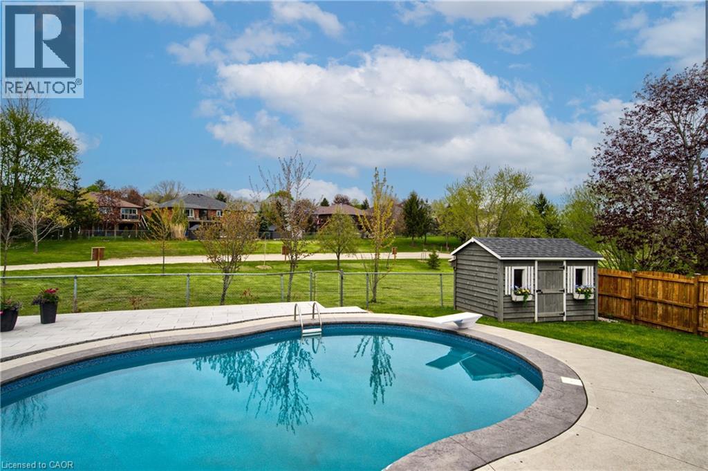 79 VICTOR Boulevard - 38
